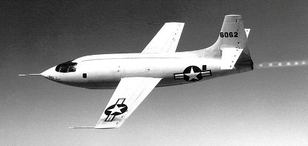 Facts about aeroplanes - X-1-1 In Flight