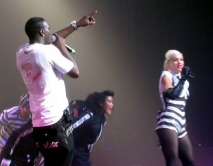 Facts about Akon - With Gwen Stefani